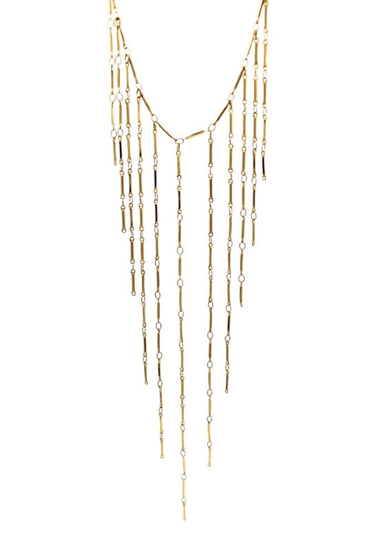 Collar dorado con diseño de cascada en caída vertical estilo coral